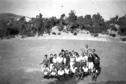 חבורת נוער ציוני חלוצי ותלמידי הגימנסיה "ליסה קרנו", תוניסיה