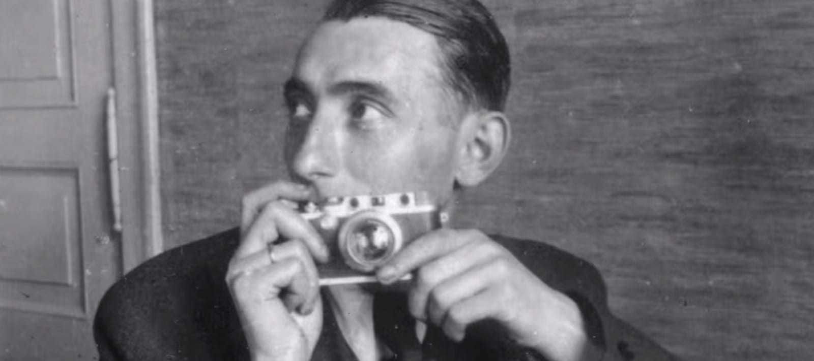 Lodz, Poland, Henryk Ross, a photographer in the ghetto