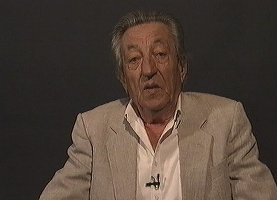 Zvi Reuter. A photograph from the interview, YVA O.3/V.T/1846