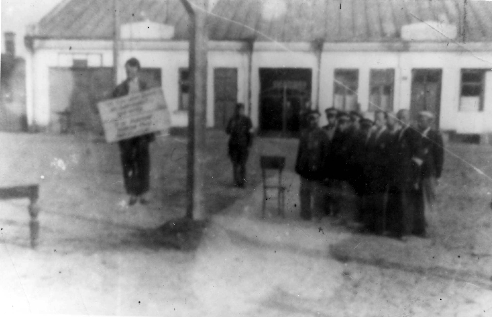 The public hanging of Yaakov Diner, who disobeyed German police orders, in the market square, before the eyes of the ghetto inmates and the Jewish order policemen.