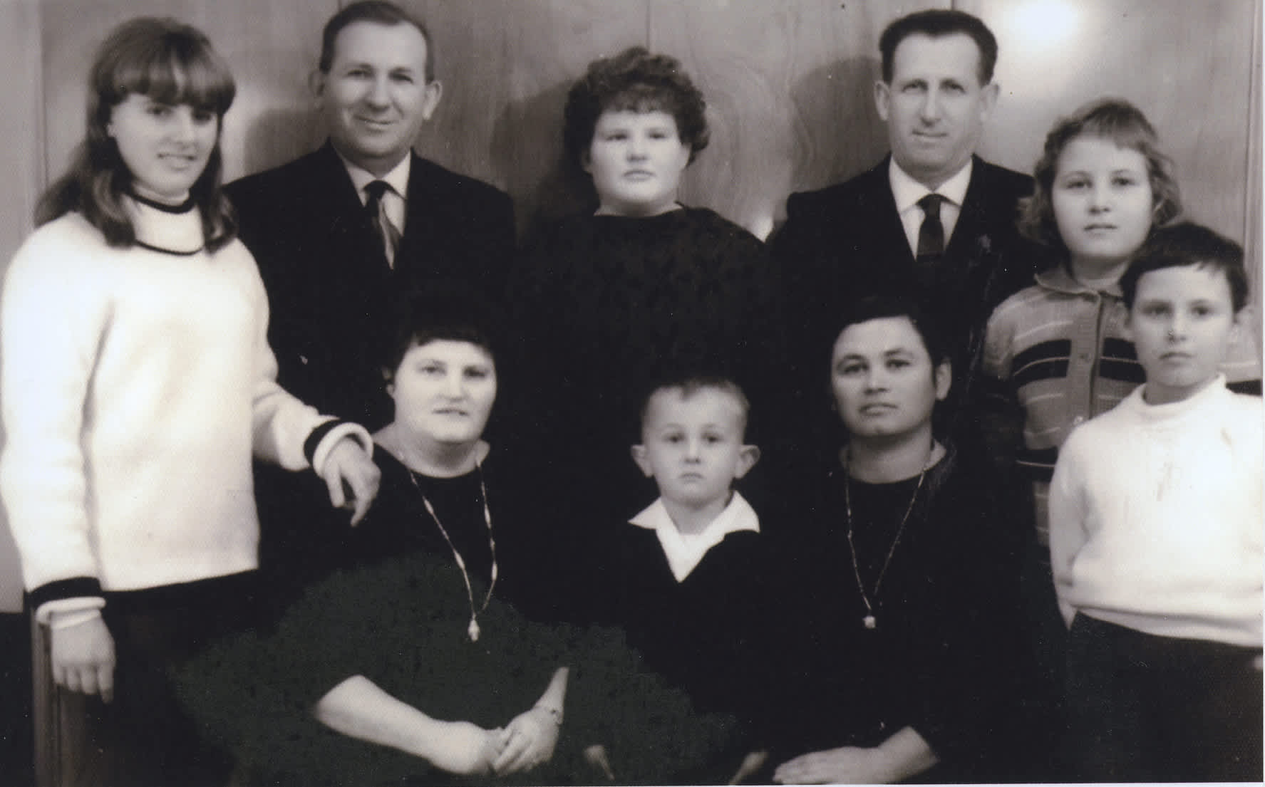 The Peczenik family