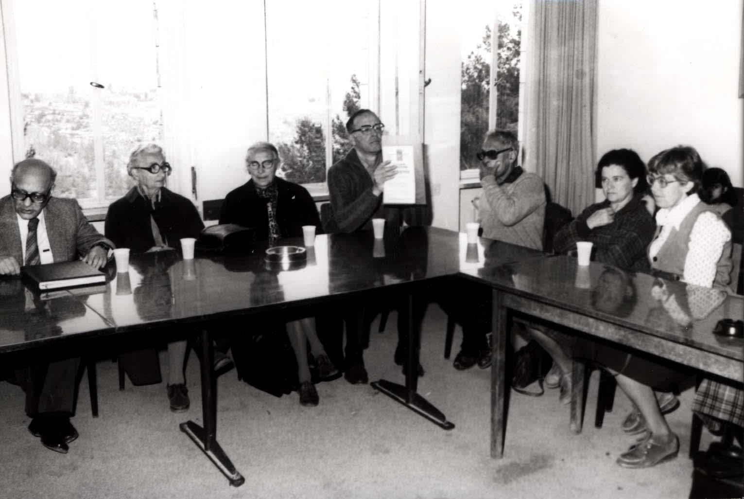 Harmke De Boer's daughters during their visit to Yad Vashem, 14.3.1982