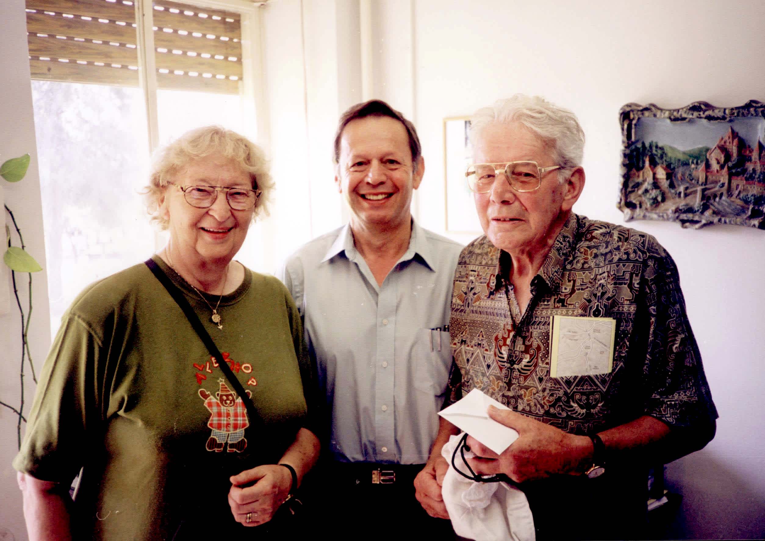 From right: Jan Bosch during his visit to Yad Vashem, 1999