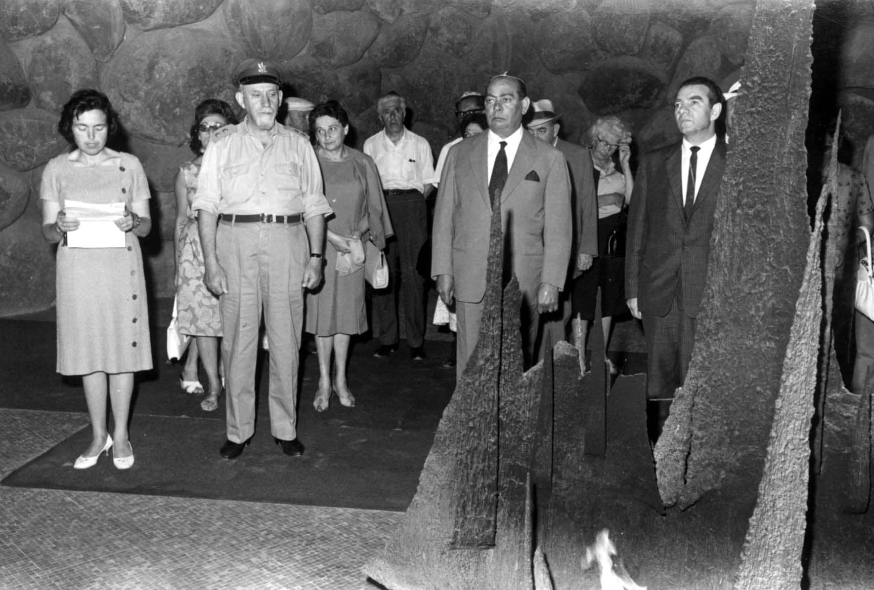 Tree planting ceremony at Yad Vashem,17.06.1964