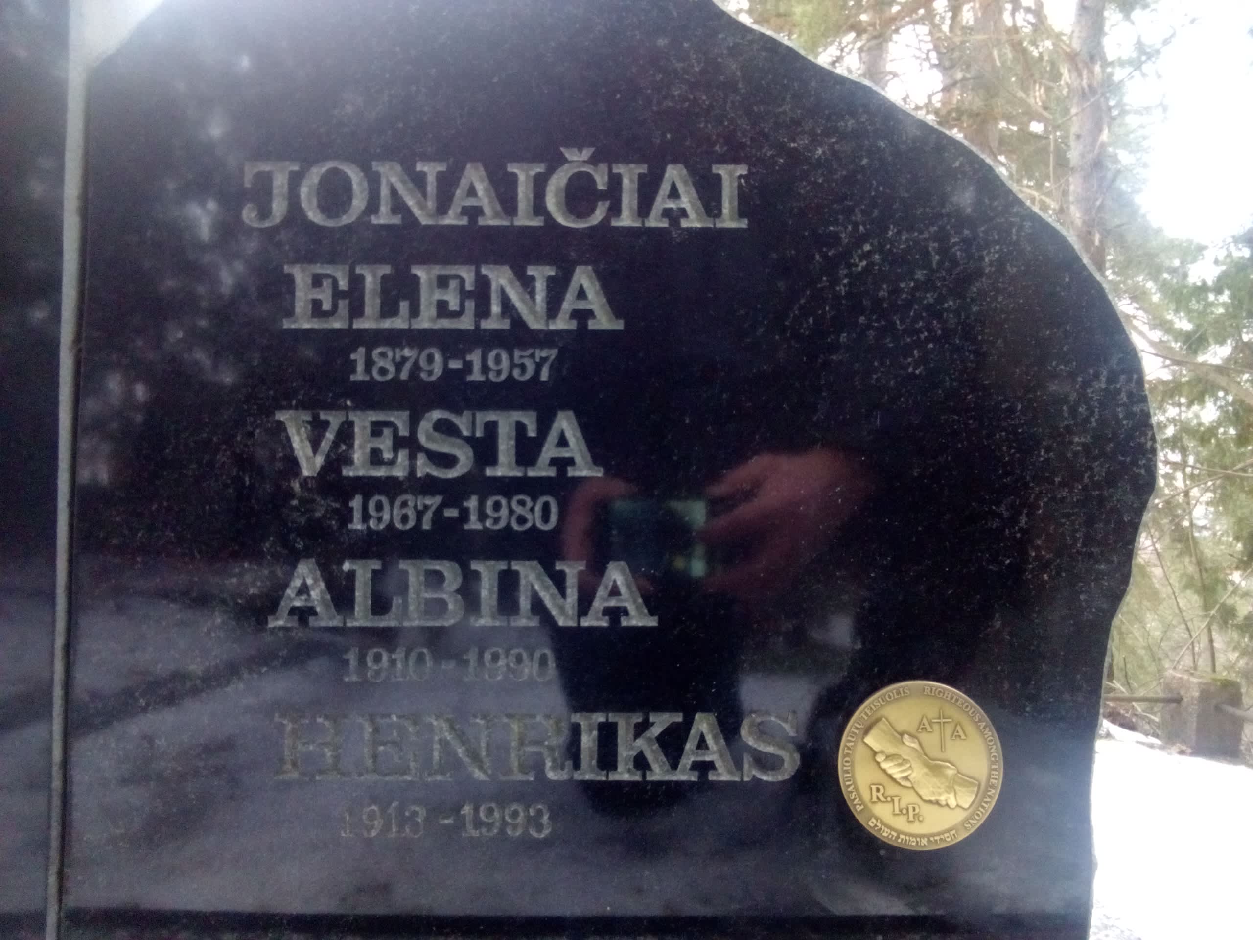 Henrikas Jonaitis's Gravestone