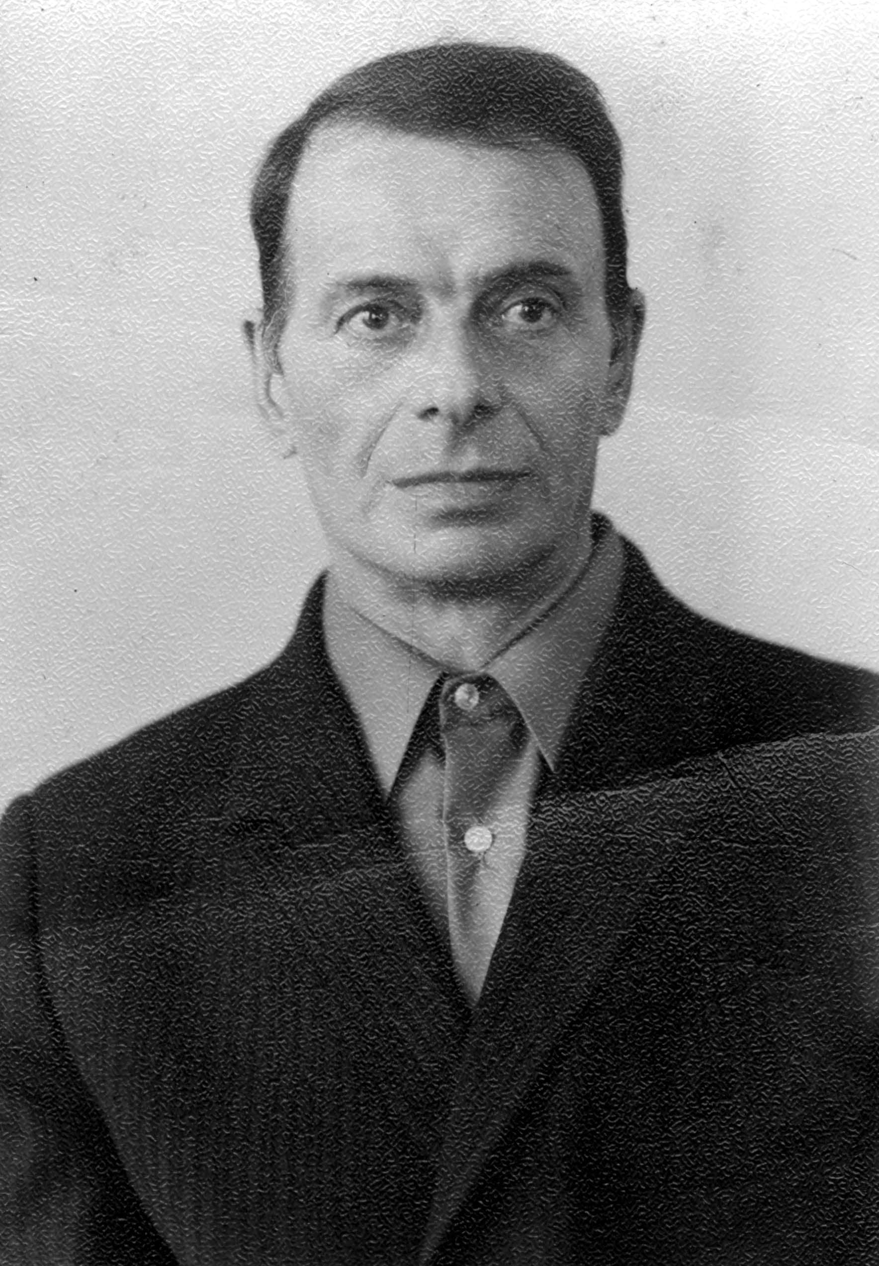 Rescuer Mikhail Kormylo, 1973