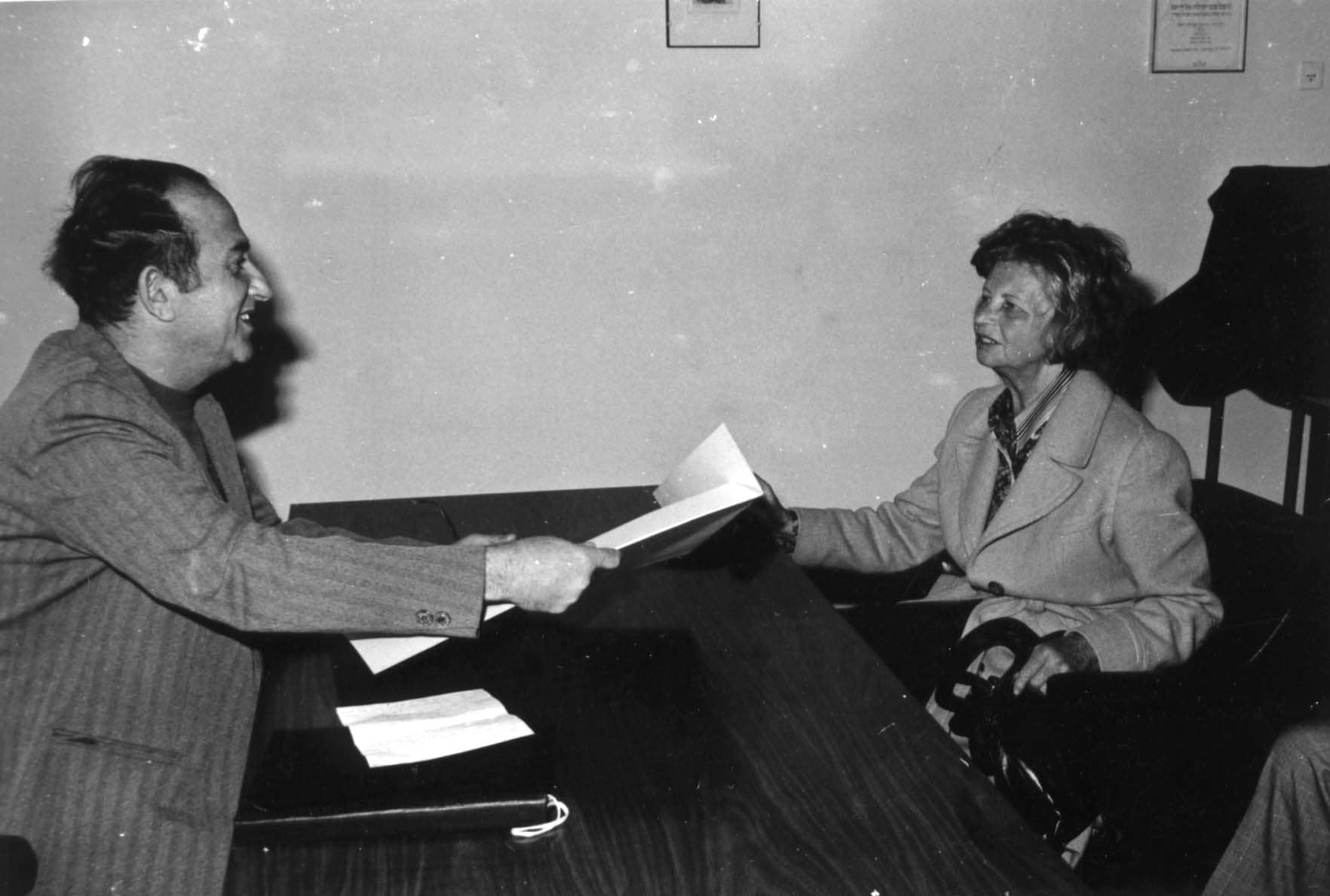 Tree Planting Ceremony with the participation of the rescued in Honor of Hedwig Kretchmar. Yad Vashem. 24.12.1979