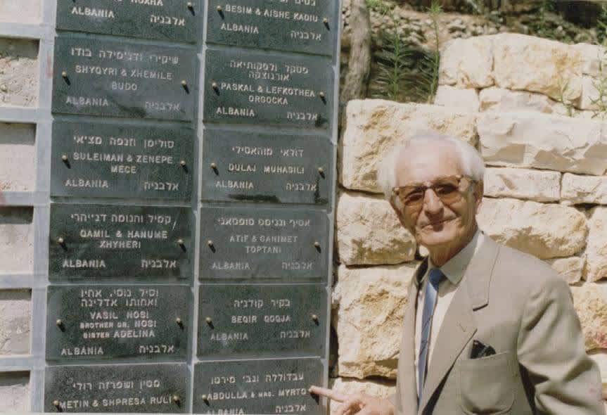 Shyqyri Myrta during his visit to Yad Vashem