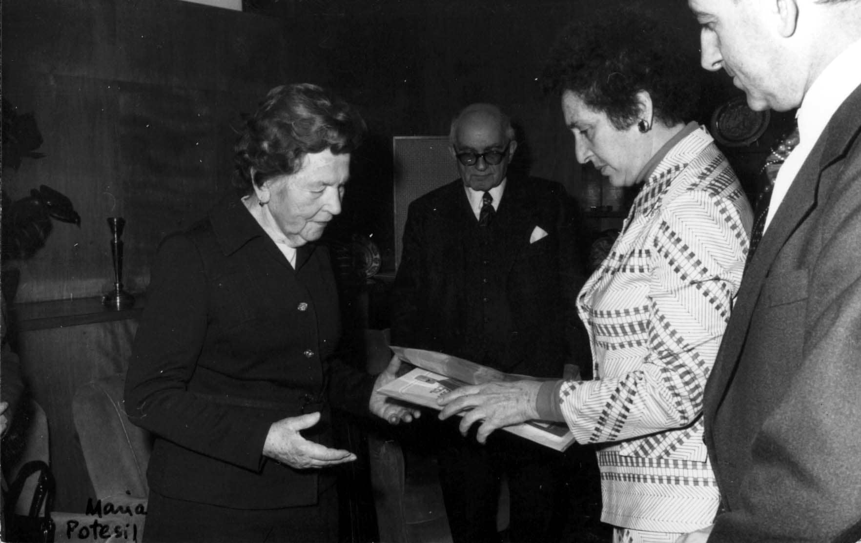Back of the photograph, Maria Potesil receives the certificate of honor at the Israeli embassy in Vienna, 30 November 1978