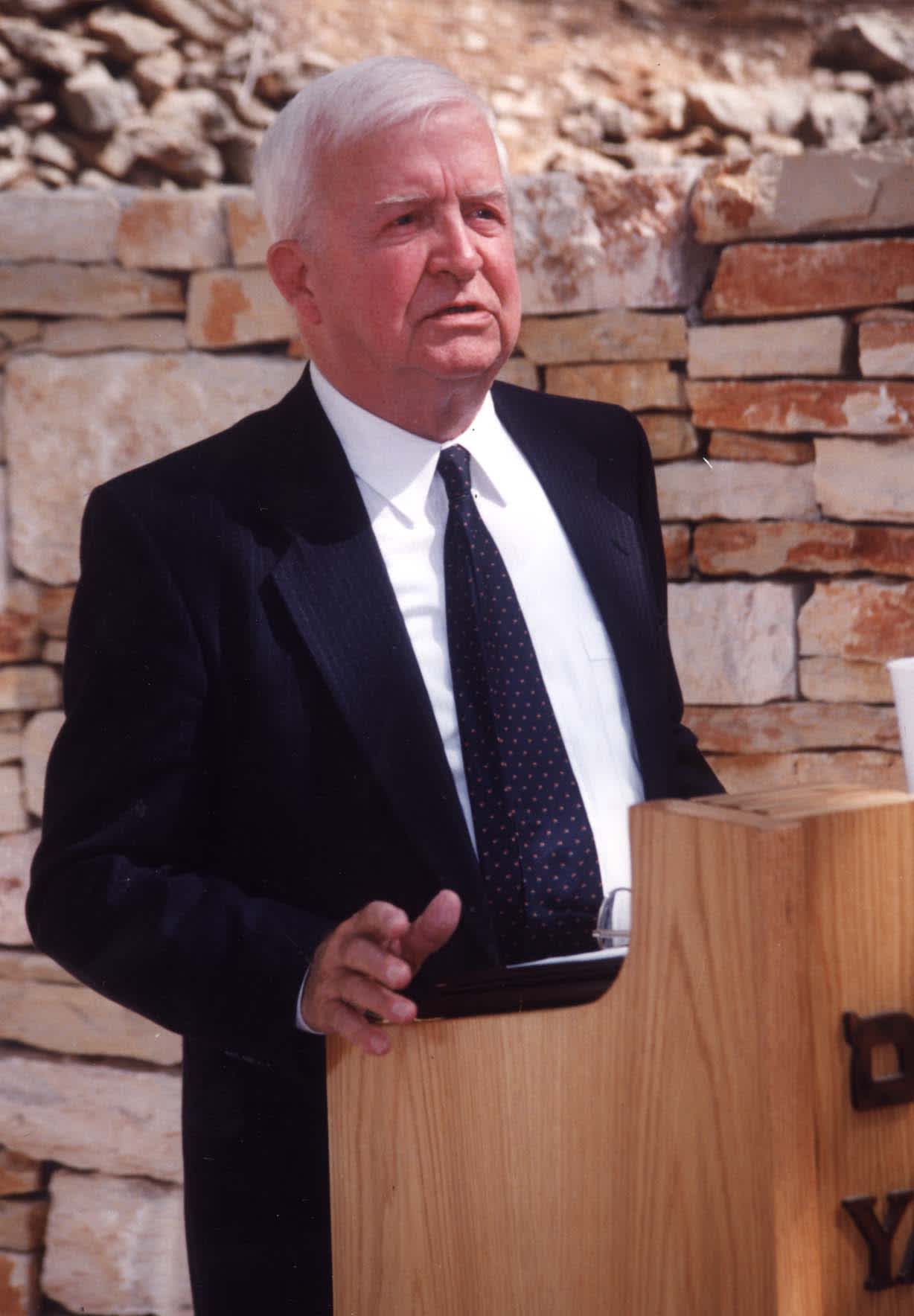 Ceremony in Honor of Zdenek Urbanek. Yad Vashem, 12.10.1993