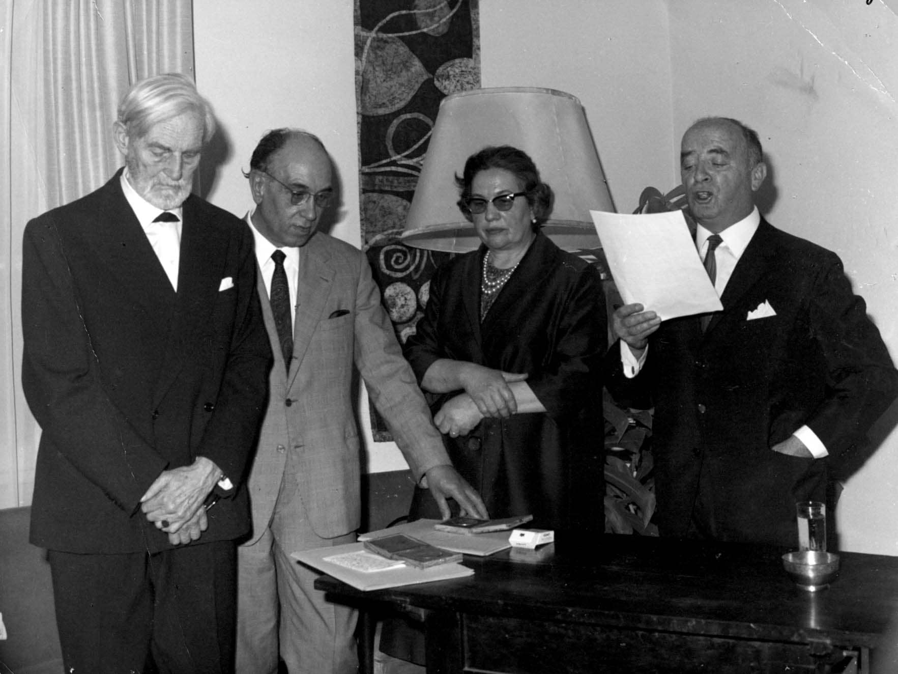 Award ceremony in honor of Armin Wegner. 02.05.1968