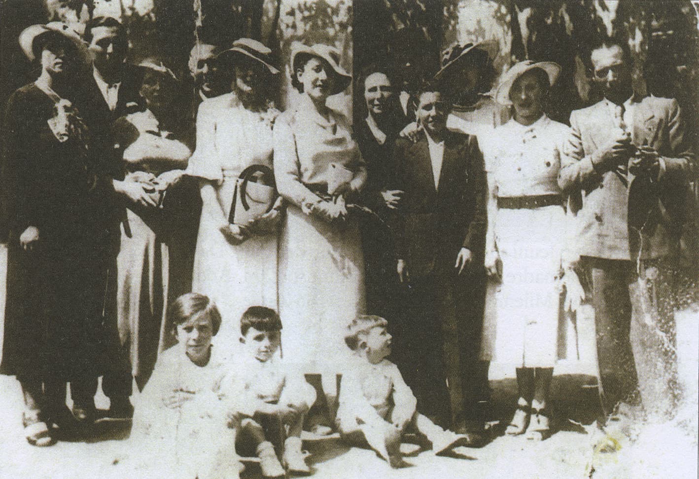 Family wedding of the Zara family, 1935. Adele is standing 7th from left.