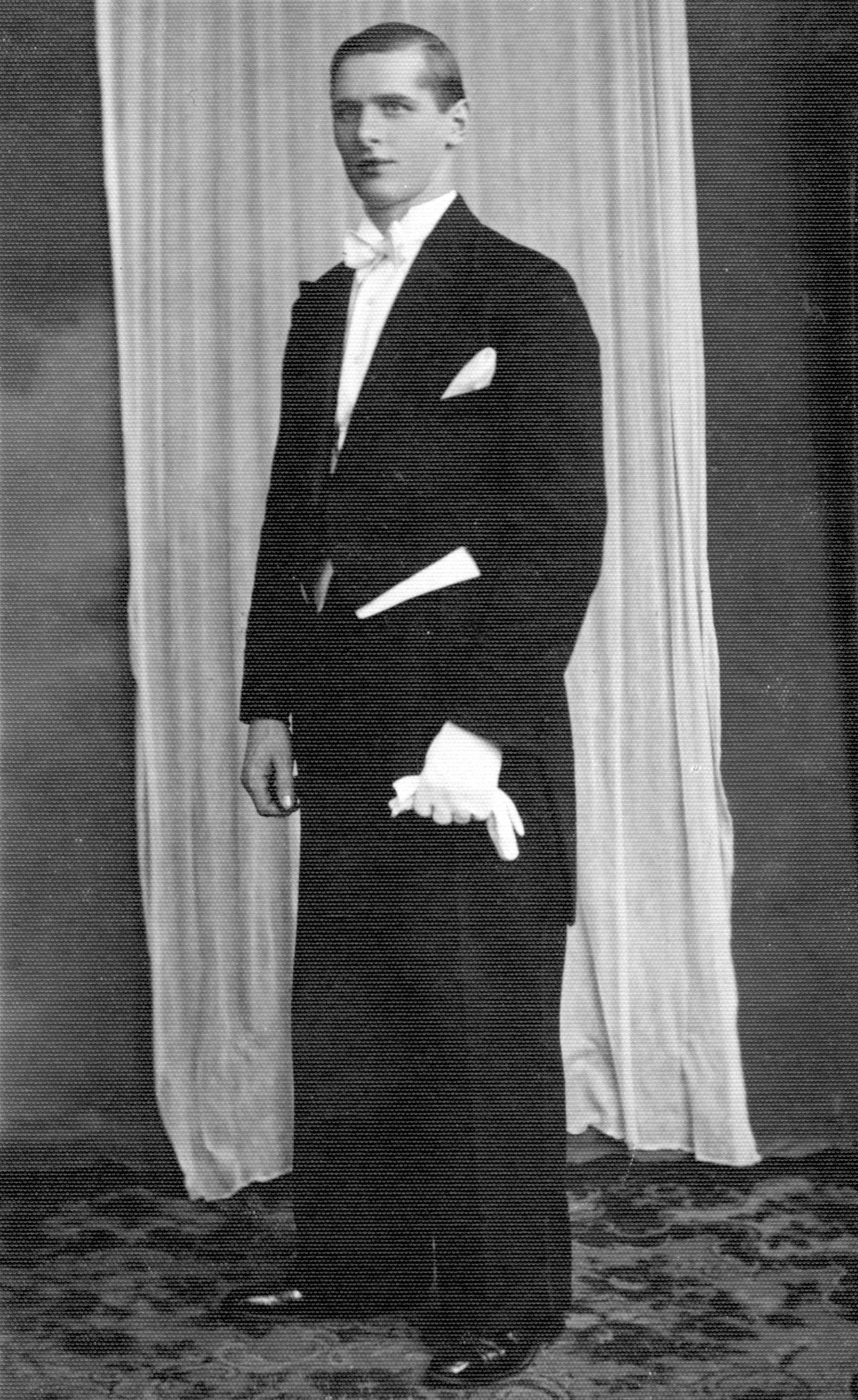 The rescuer Adolf Althoff, 1932