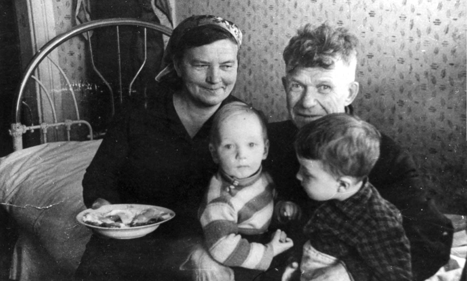 Rescuers Faddei and Jevdokija Afanasyevs, Rescuers Faddei and Jevdokija Afansievs