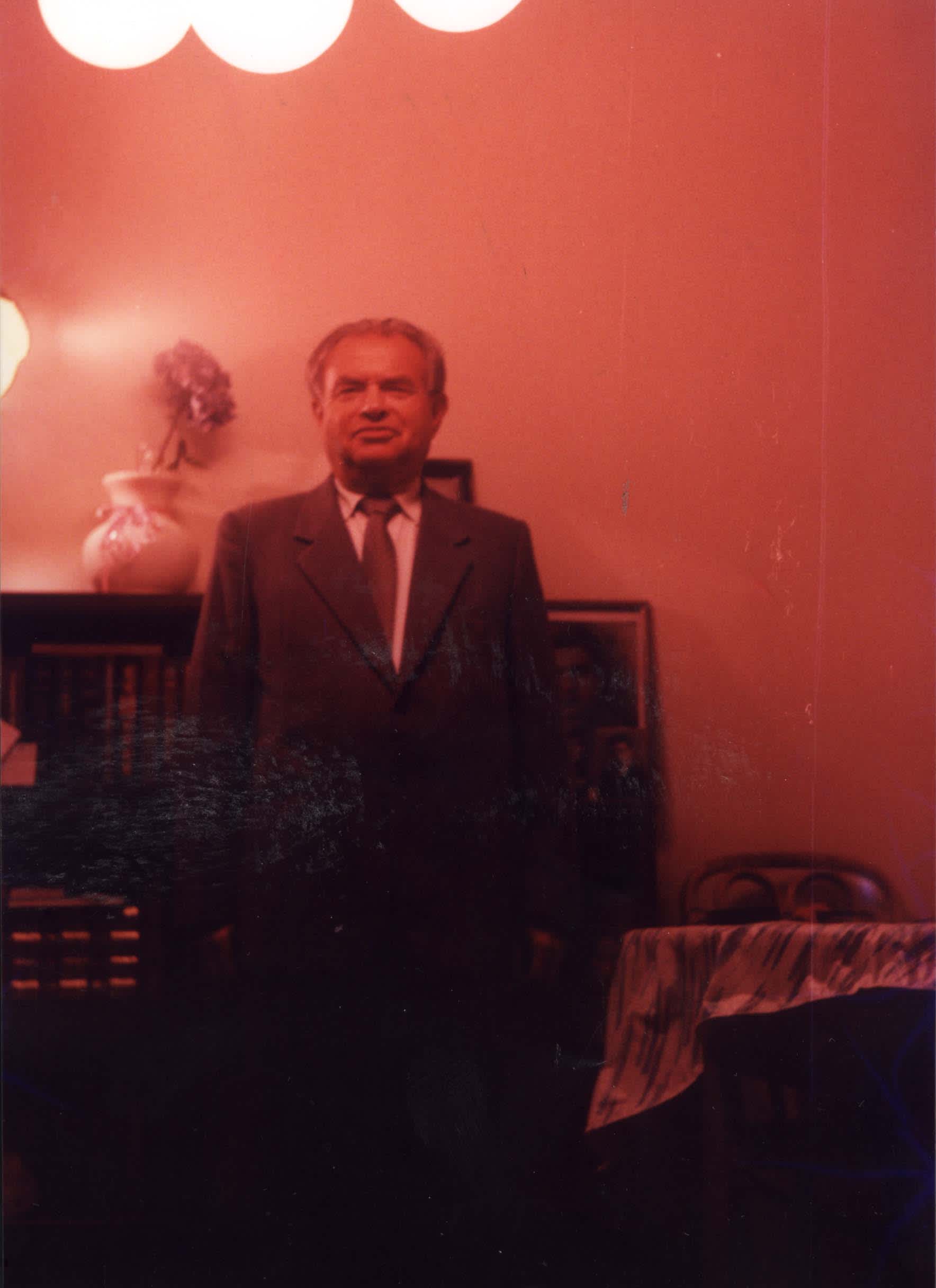Rescued Mirochnik Semen, Los Angeles, 1993, Rescued Semen Mirochnik, Los Angeles, 1993