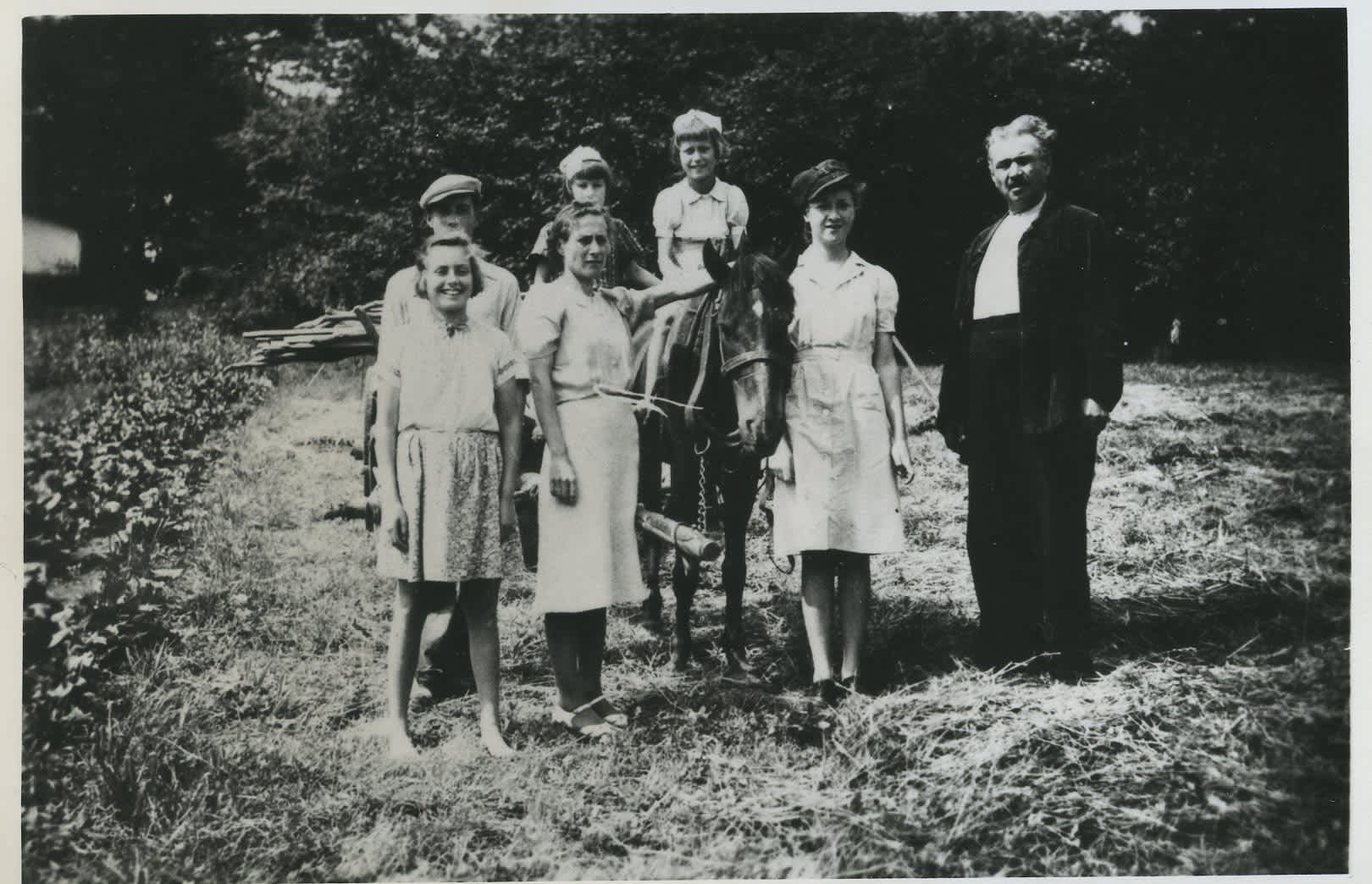 Wojnarowicz family with Seifert Elzbieta