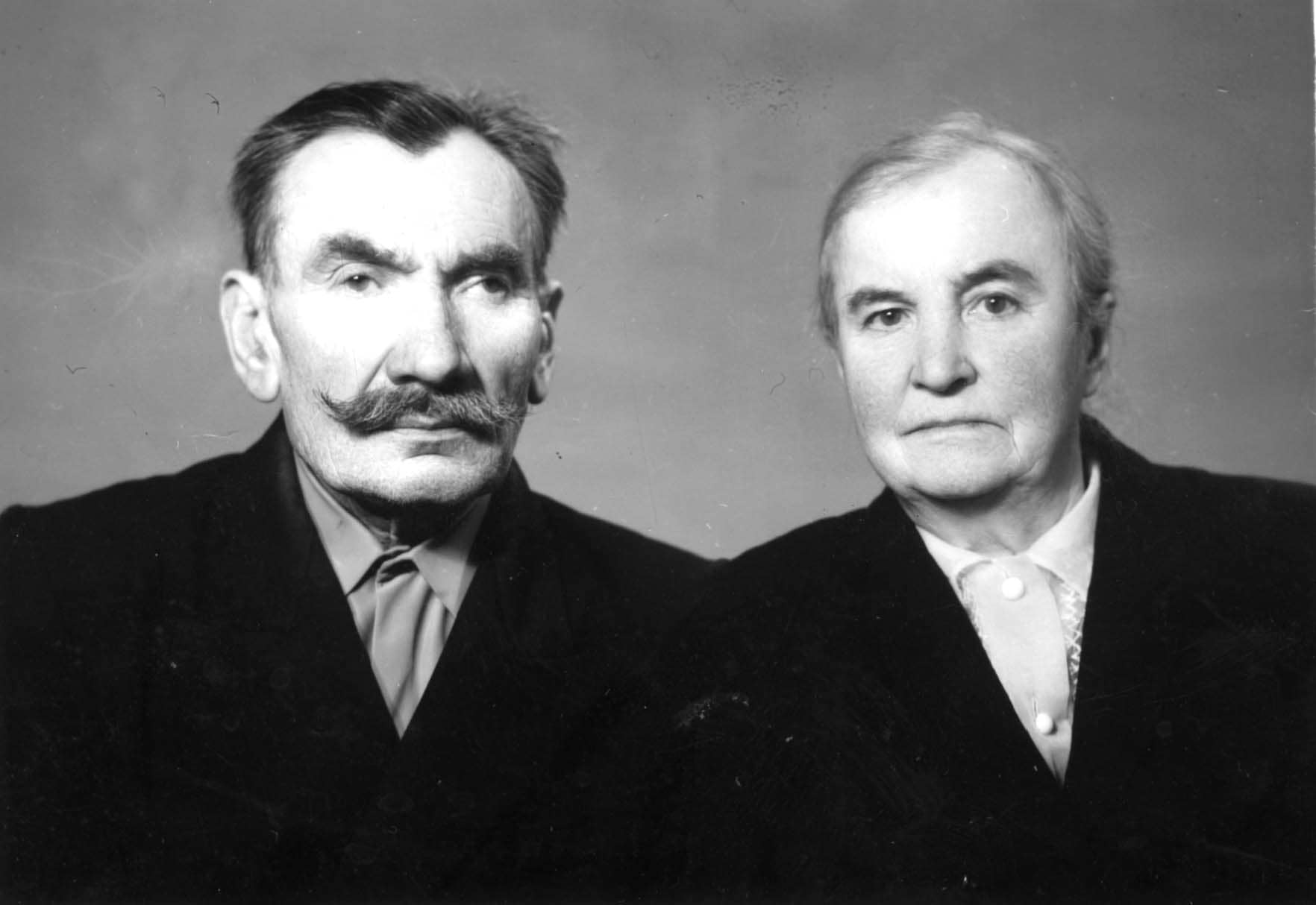 Rescuers Ivan and Rozalia Tracz