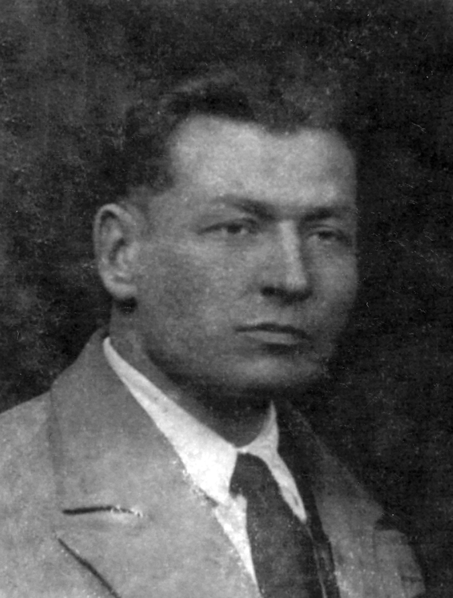 Rescuer Grigori Tsitsura
