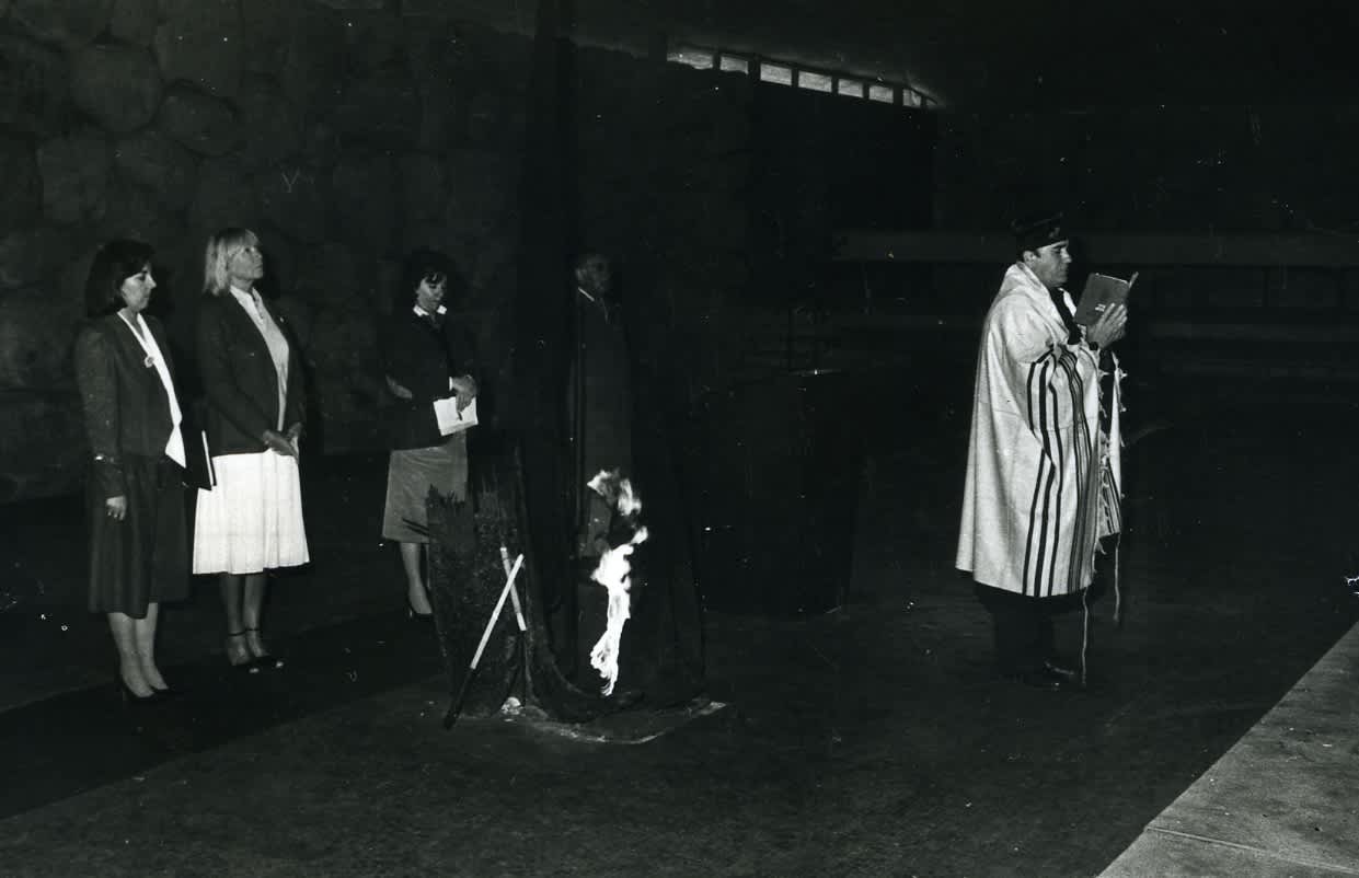 Ceremony in honor of Sinkgraven