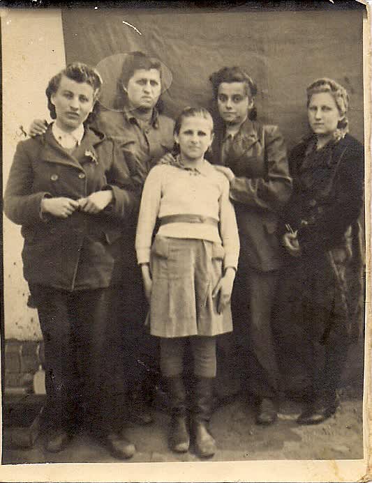 From right to left: Fanya Bass (nee Rosenfeld), Rivka Bass, Masha Dreizen, Yafa Slotnik, Yafa Blizovski, Hungary, 1945