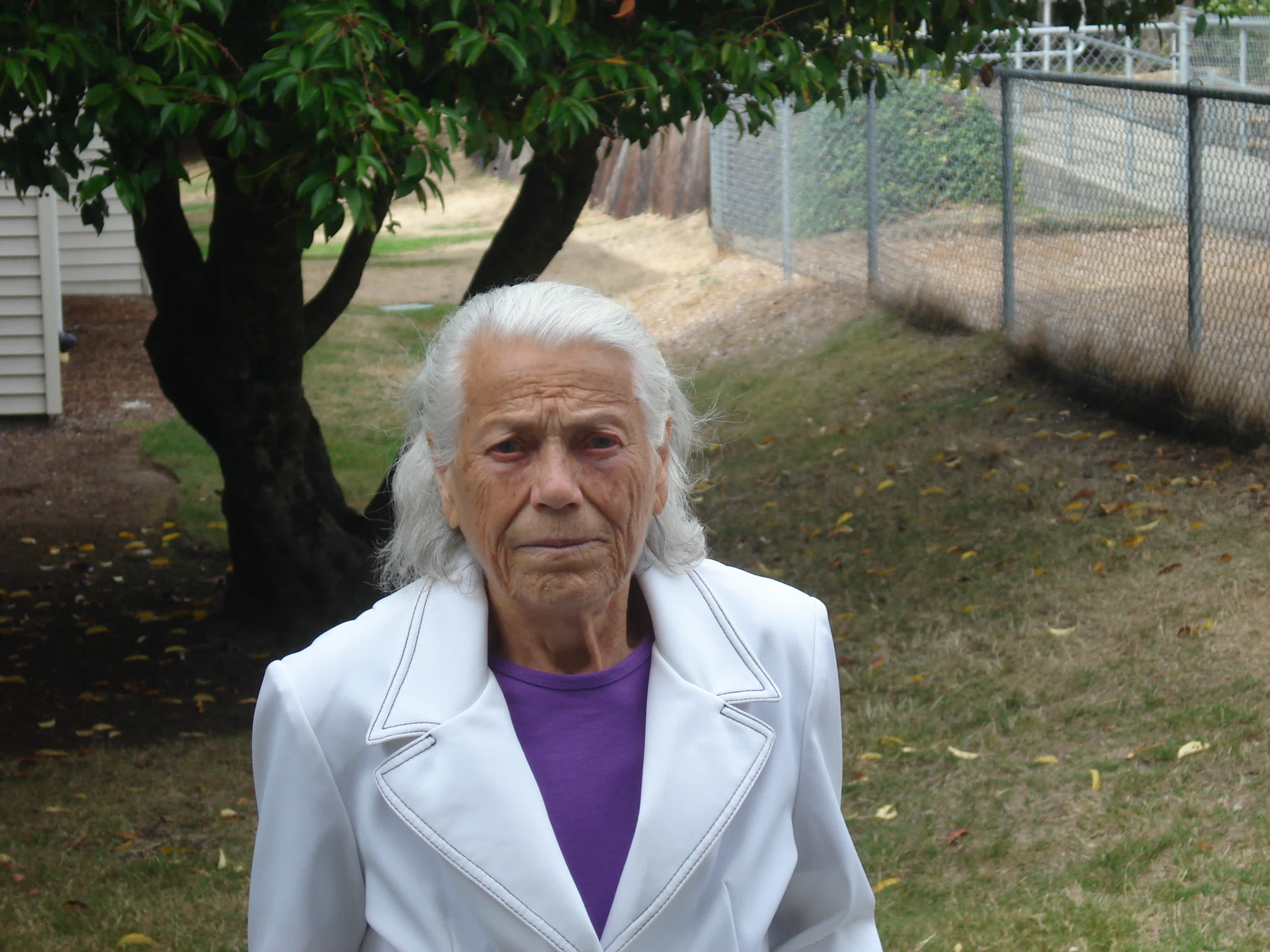 Yevgeniya Kucher, the rescuers's daughter, born 1932