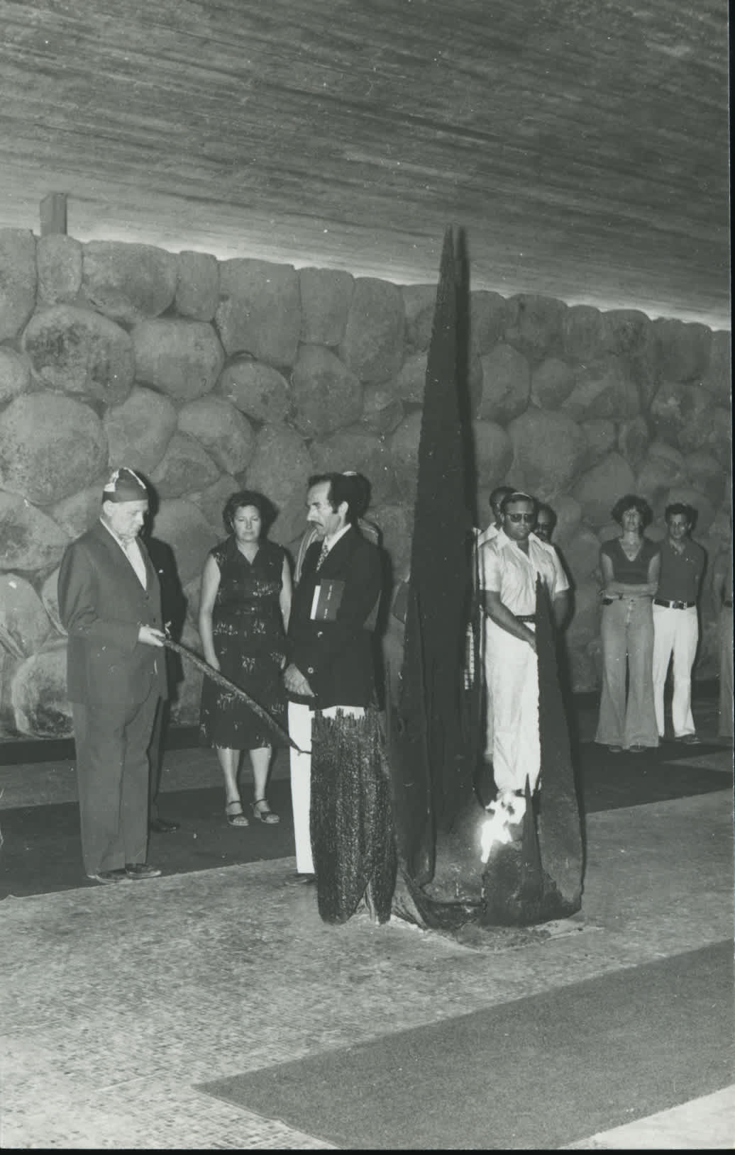 Ceremony in Honor of Jean-Baptiste Janssens in the Hall of Remembrance. Yad Vashem, 26.07.1977