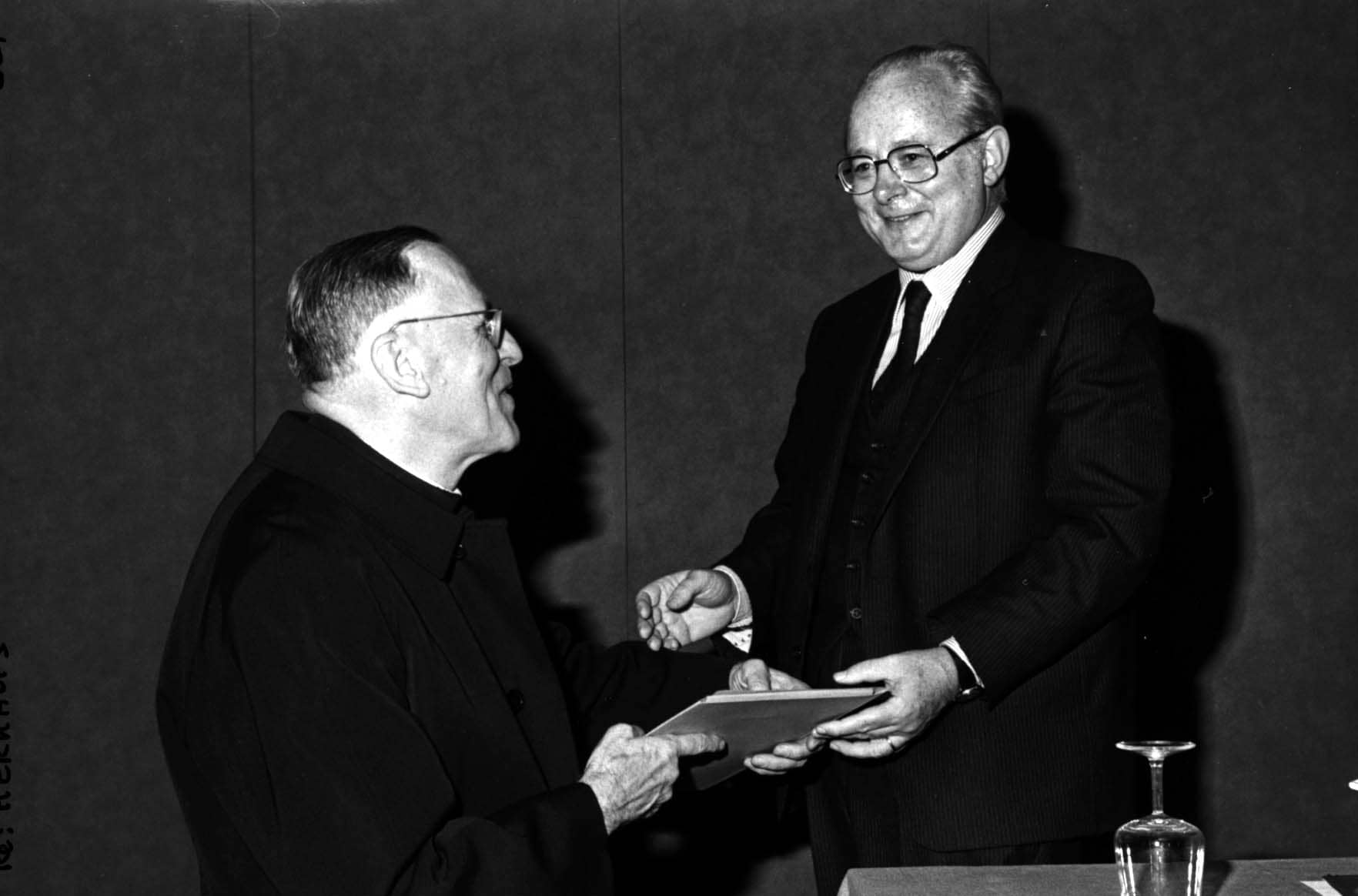 Ceremony in honor of Louis Kerkhofs.