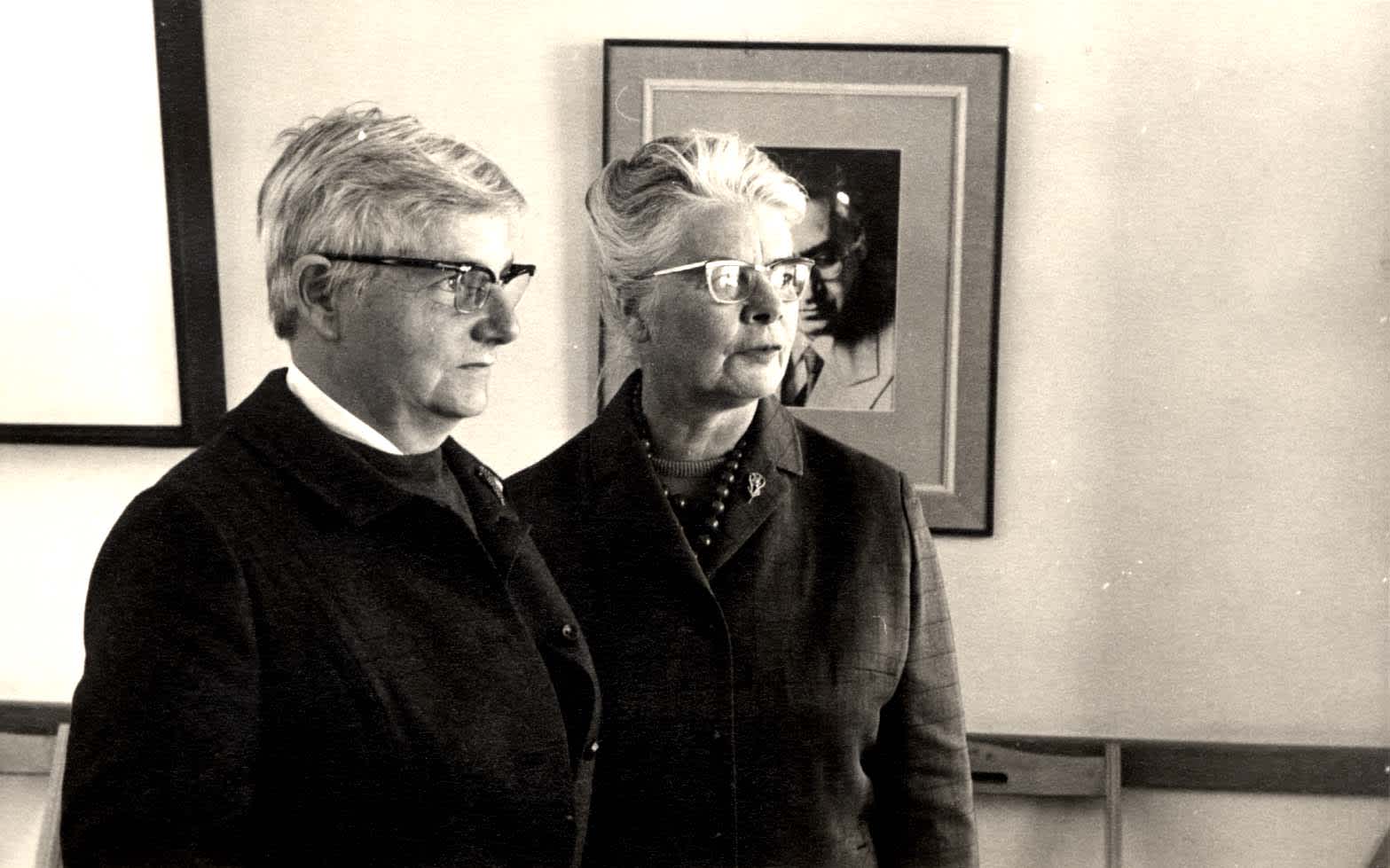 From left: Hoefsmit Maria & her partner: Ouweleen Cornelia, 21.11.1968, From right: Ouweleen Cornelia & her partner: Hoefsmit Maria, 21.11.1968