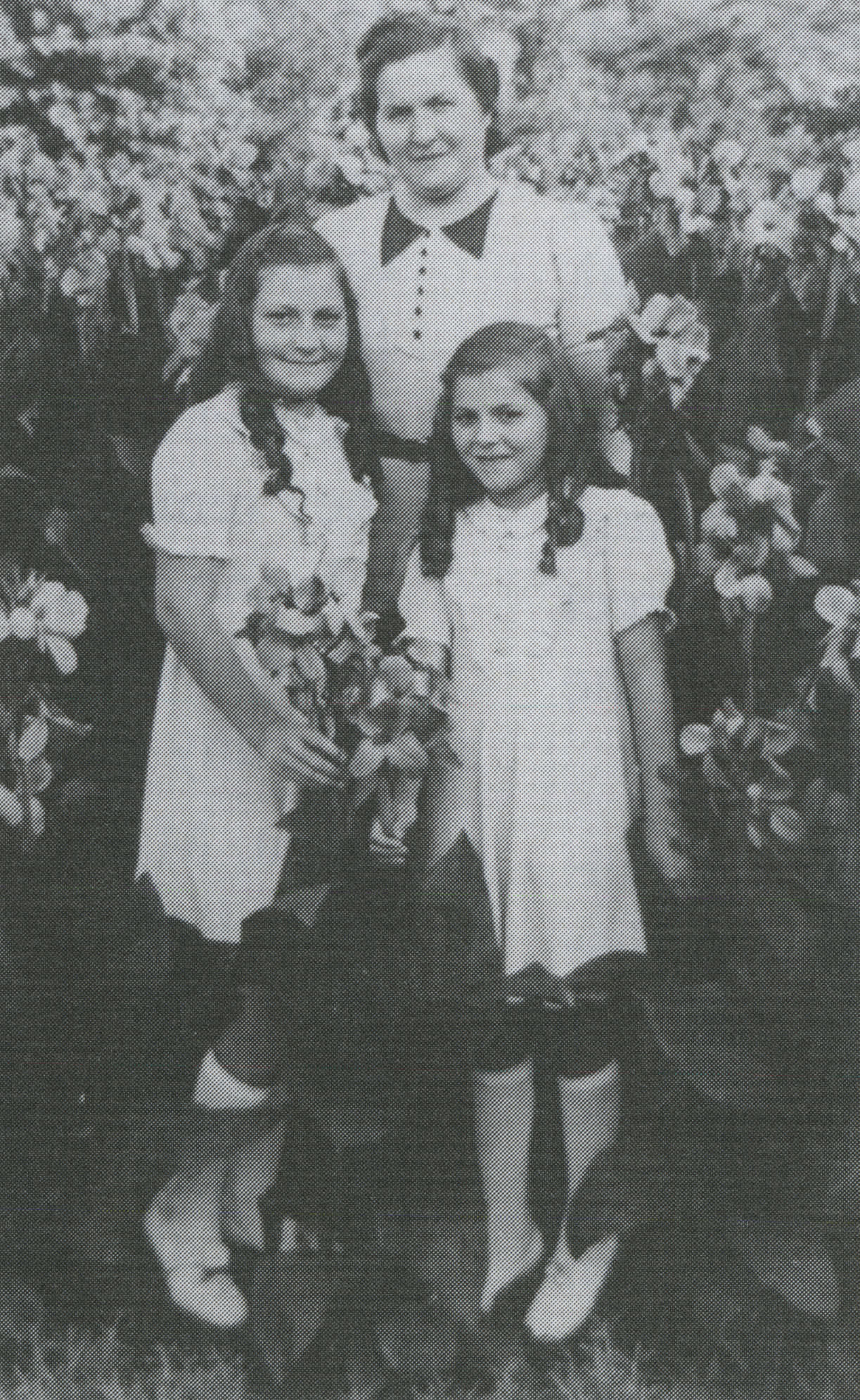 Matilda, Dona and Rahela Kalef