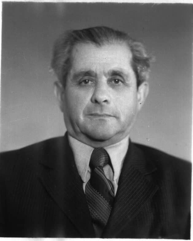 Survivor Yakov Kipershain