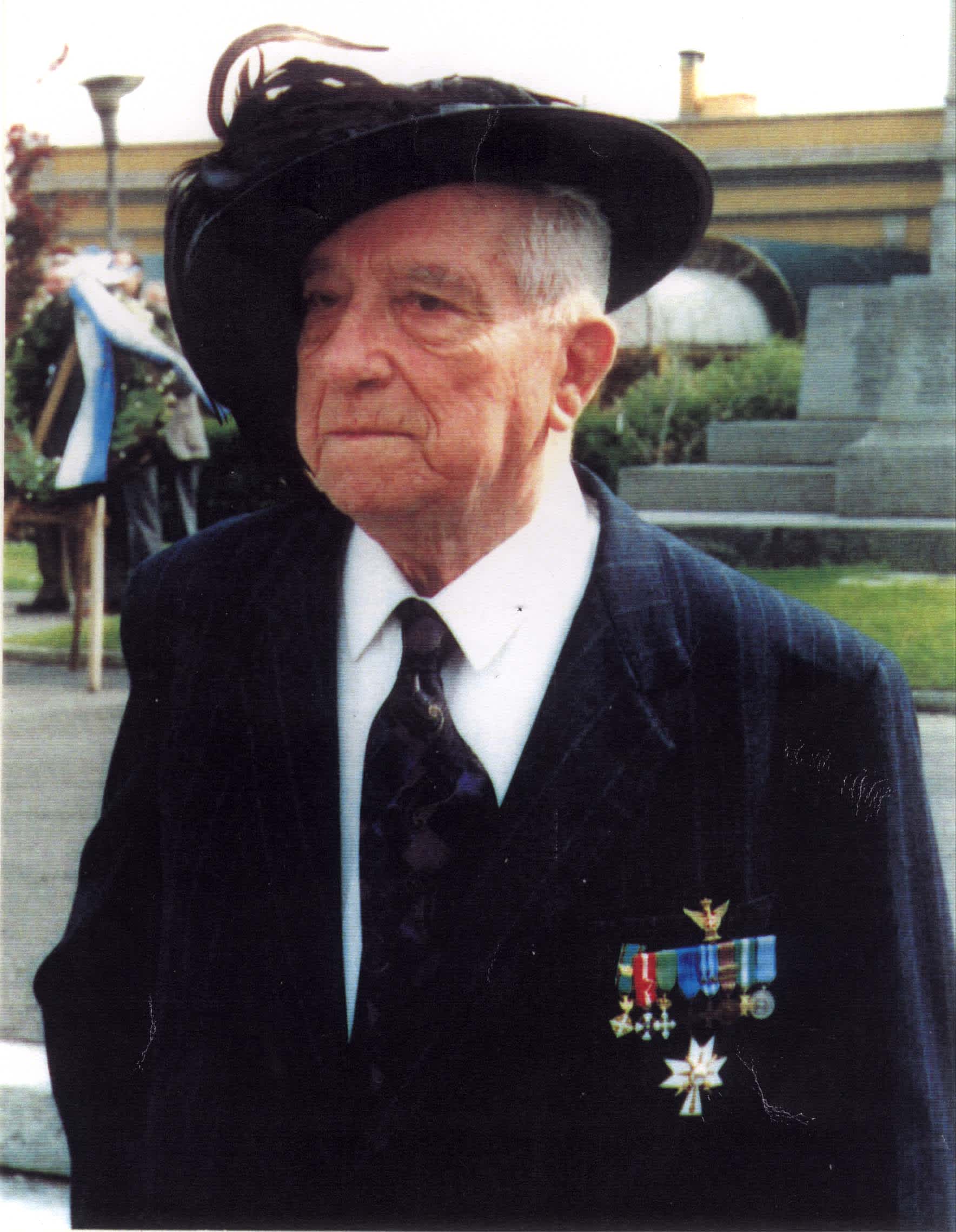 The rescuer Antonio Bertone (1905 - 2000)