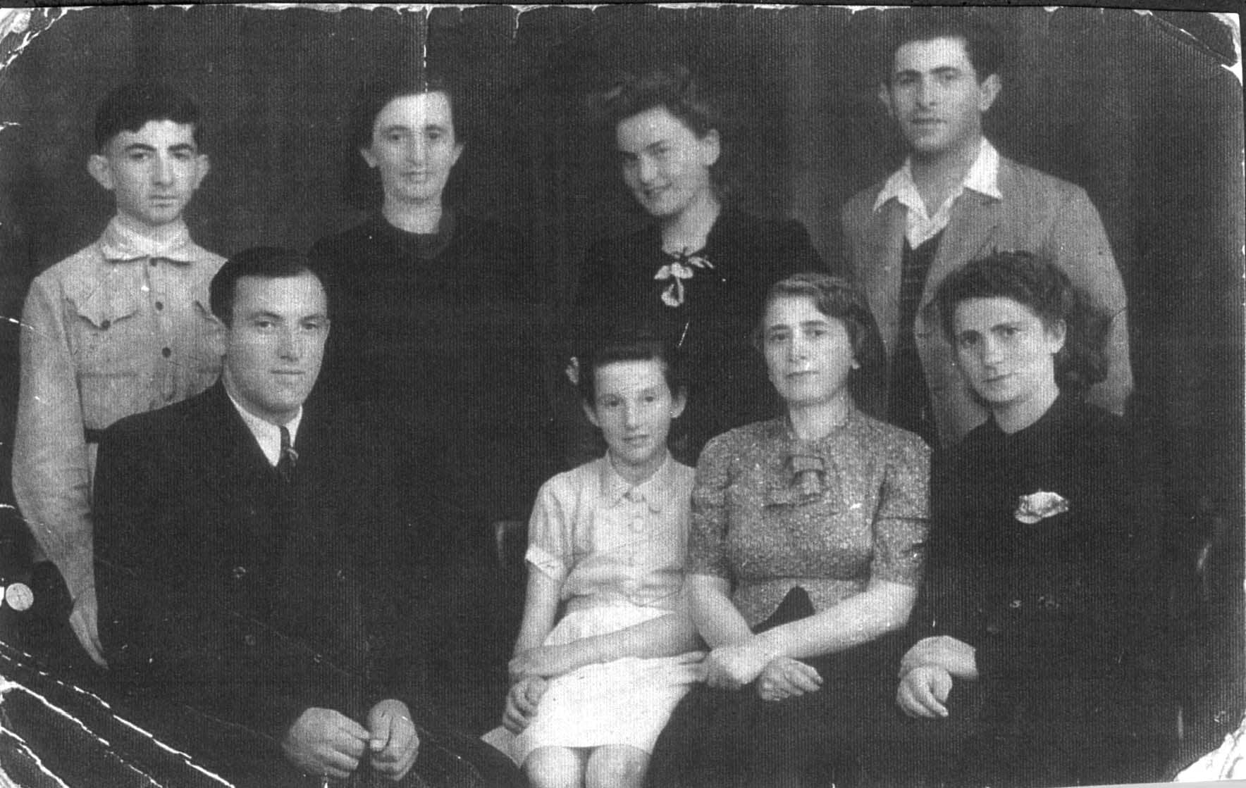 The family of the rescued, 1945, The rescuers' family, The survivors' family, 1945