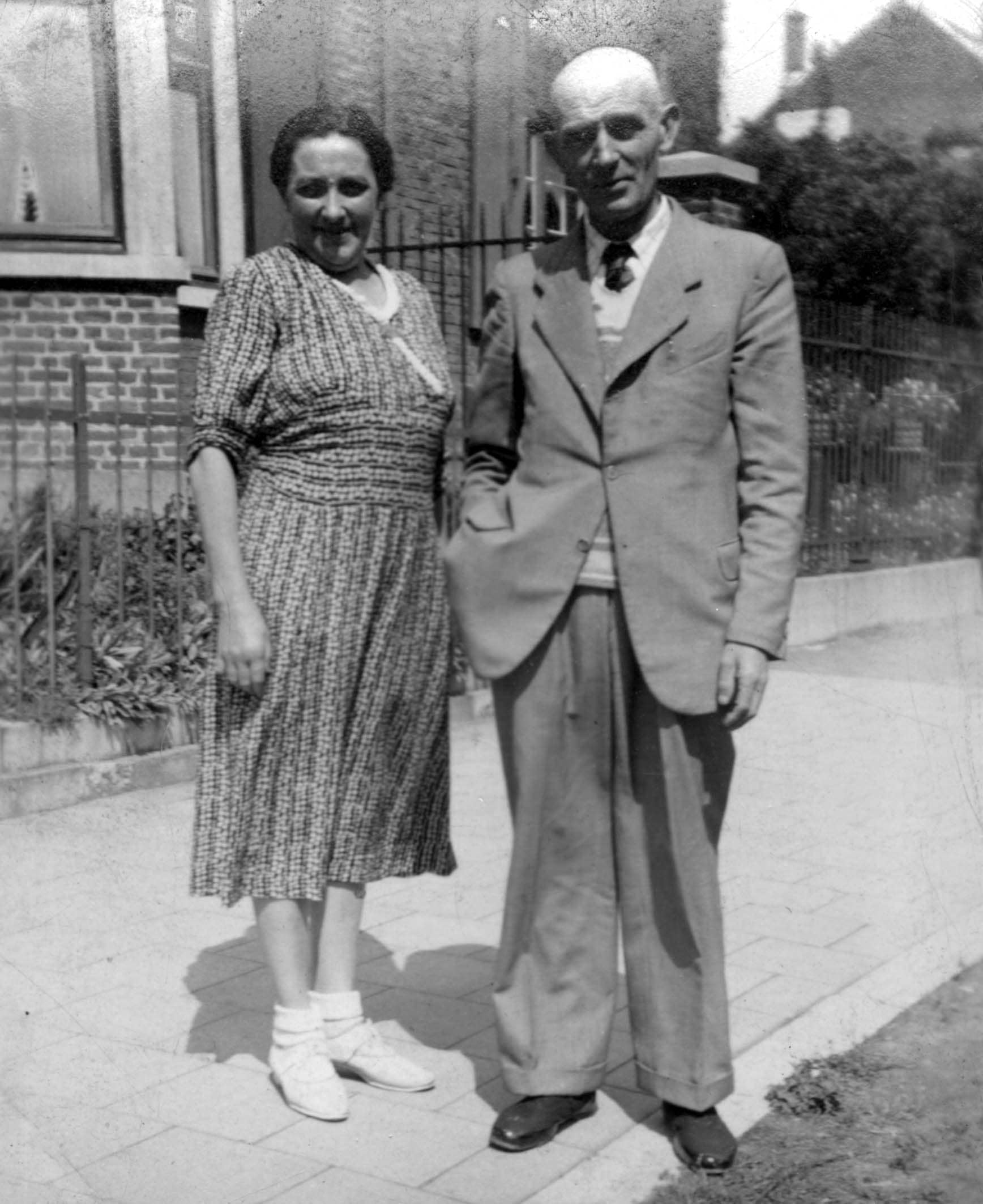 Charles and Alida Pontus, 09.1941