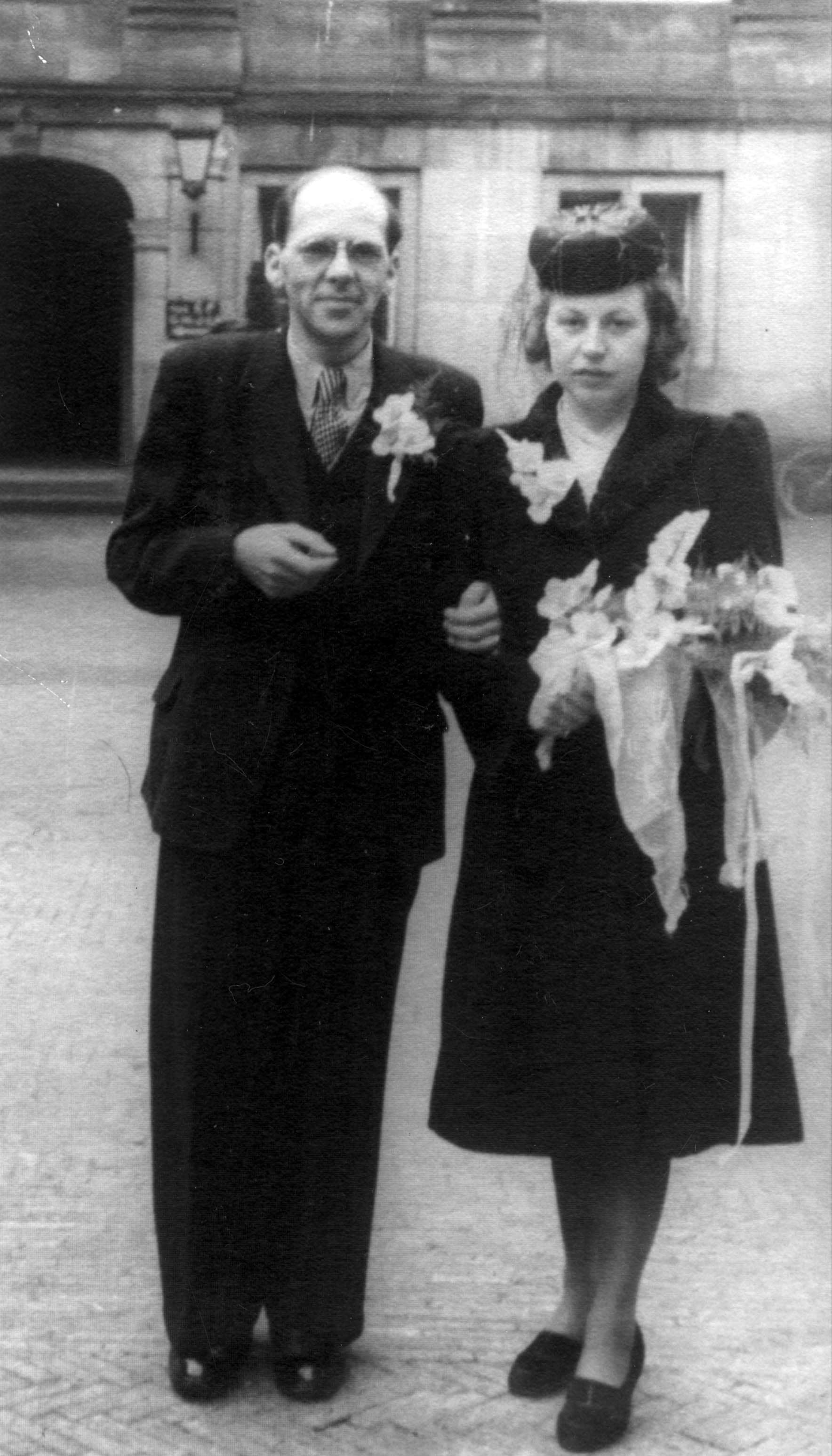 From The Left: Aerts Guillaume, Aerts Maria 16.01.1945