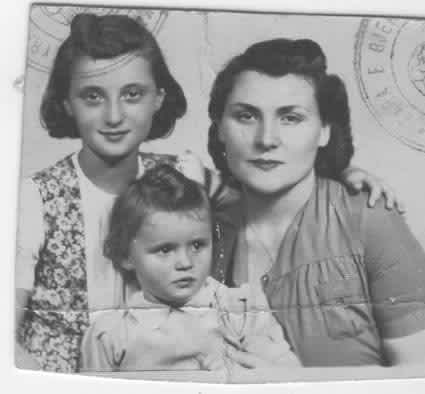 Ana Jakic with daughters Biserka and Ivanka