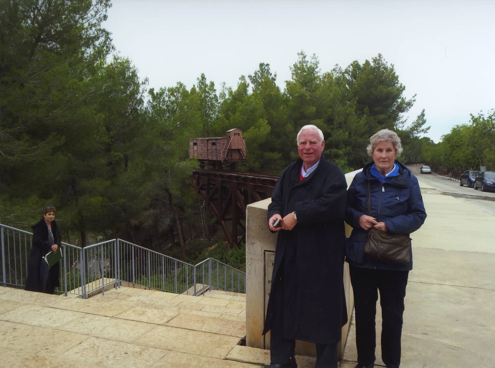 Margret Verhaak with the rescued during their visit at Yad Vashem