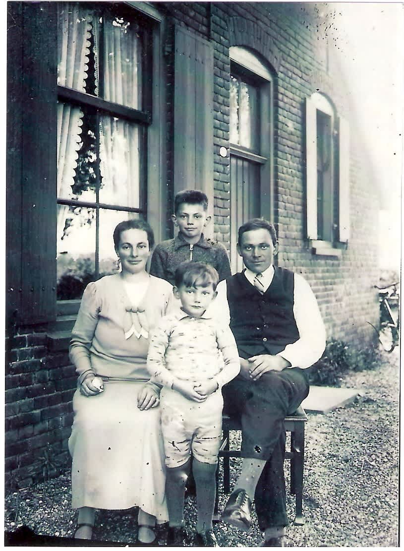 Grietje and Willem Dekker and their sons Arij and Hendrik 1937