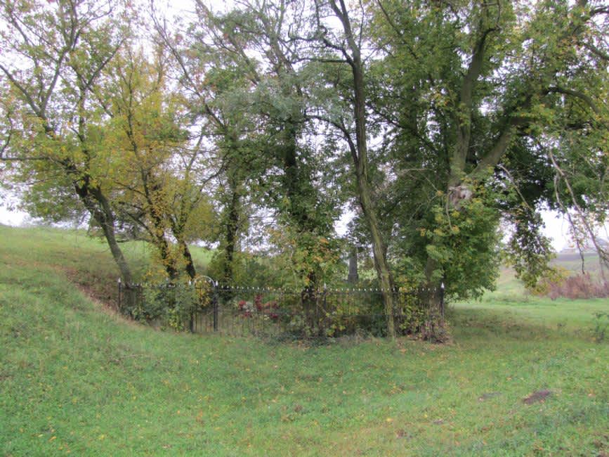 Murder site of Pavoloch's Jews. Photographer: 	Mikhail Tyaglyy, 2012.