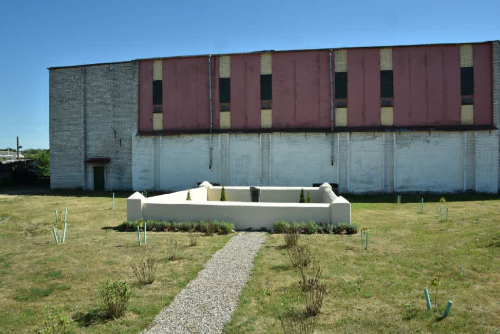 Murder site. Photographer: 	Alexander Litin, 2015.
