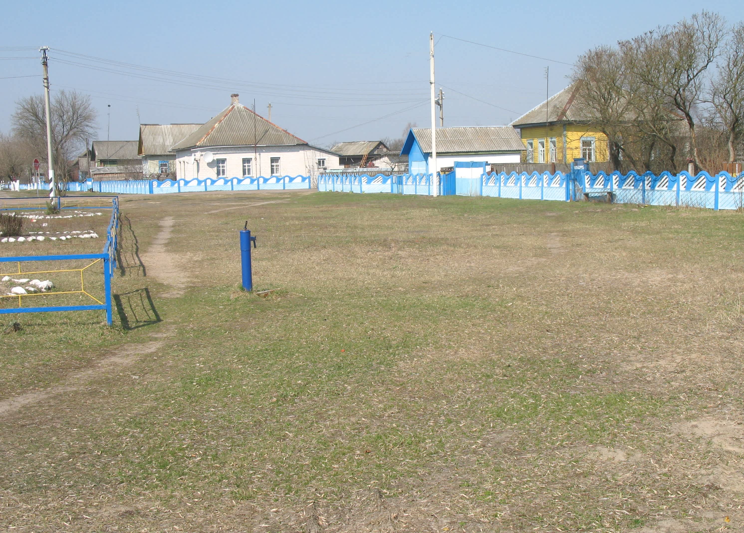 Former market place in Yurovichi, collection point of the Jews before the shooting at the Pripyat River in Yurovichi.. Photographer: 	Vadim Akopyan, 2007.
